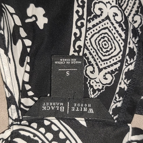 WHITE HOUSE BLACK MARKET - Silk Tunic - Picture 4 of 9